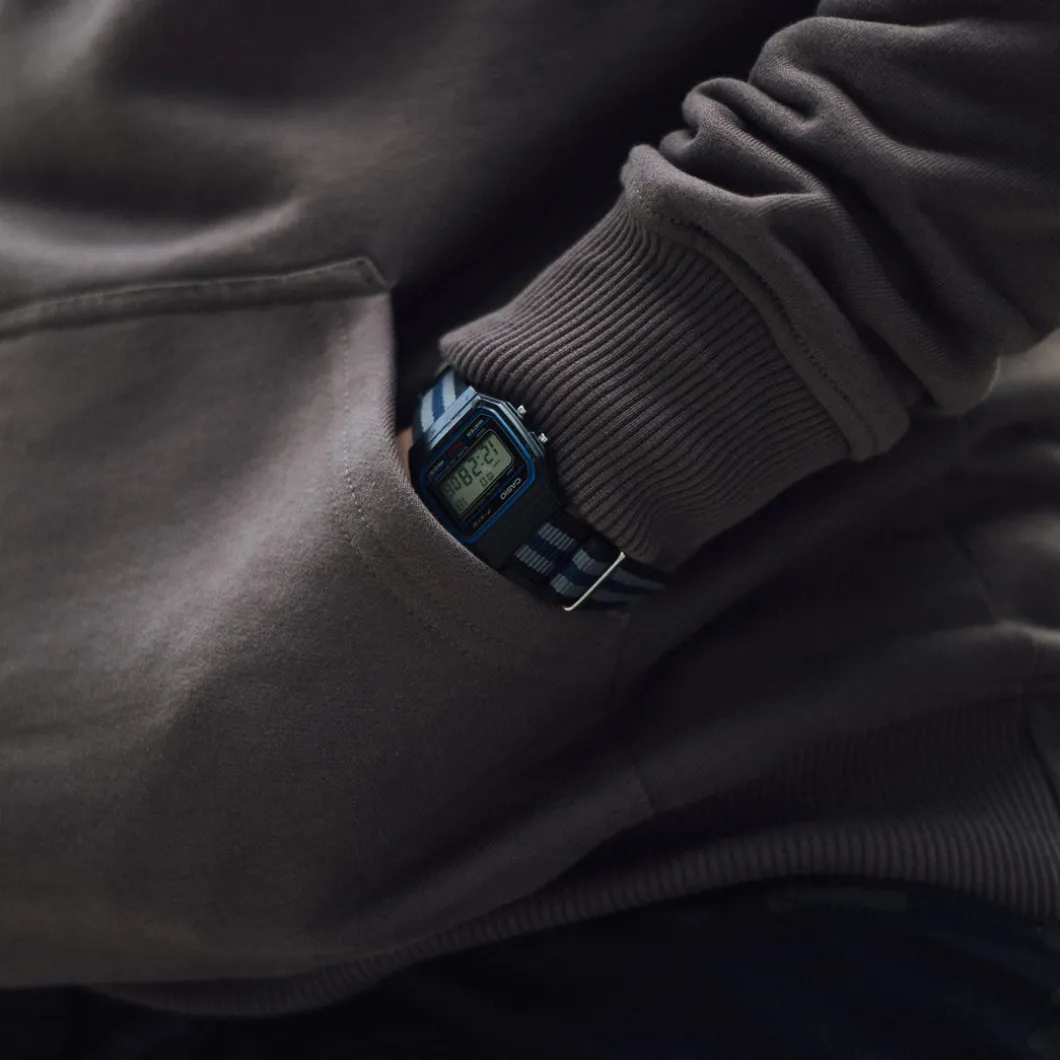 Black Trident Team Hoodie - Oliv