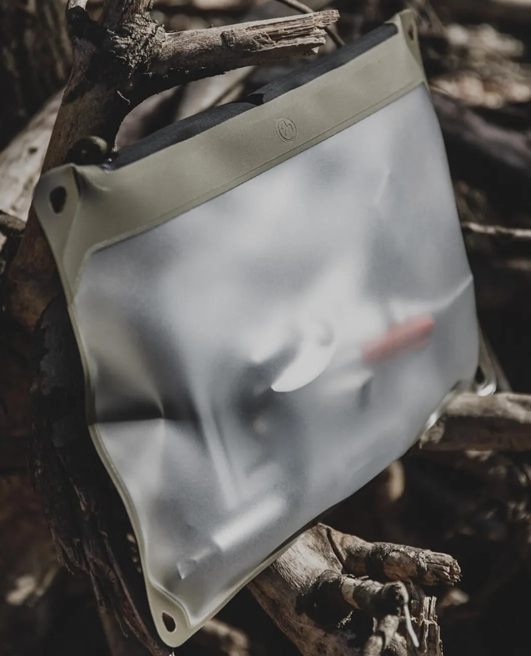DAKA Window Pouch Large Flat Dark Earth