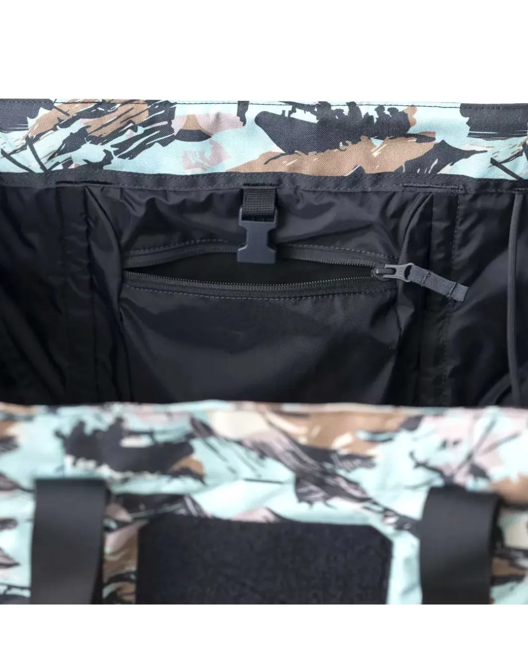 Field Tote Bag Pacific