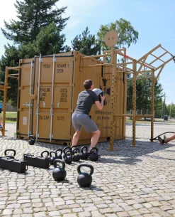FOB 10 Fitness-Container