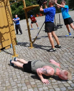 FOB 10 Fitness-Container