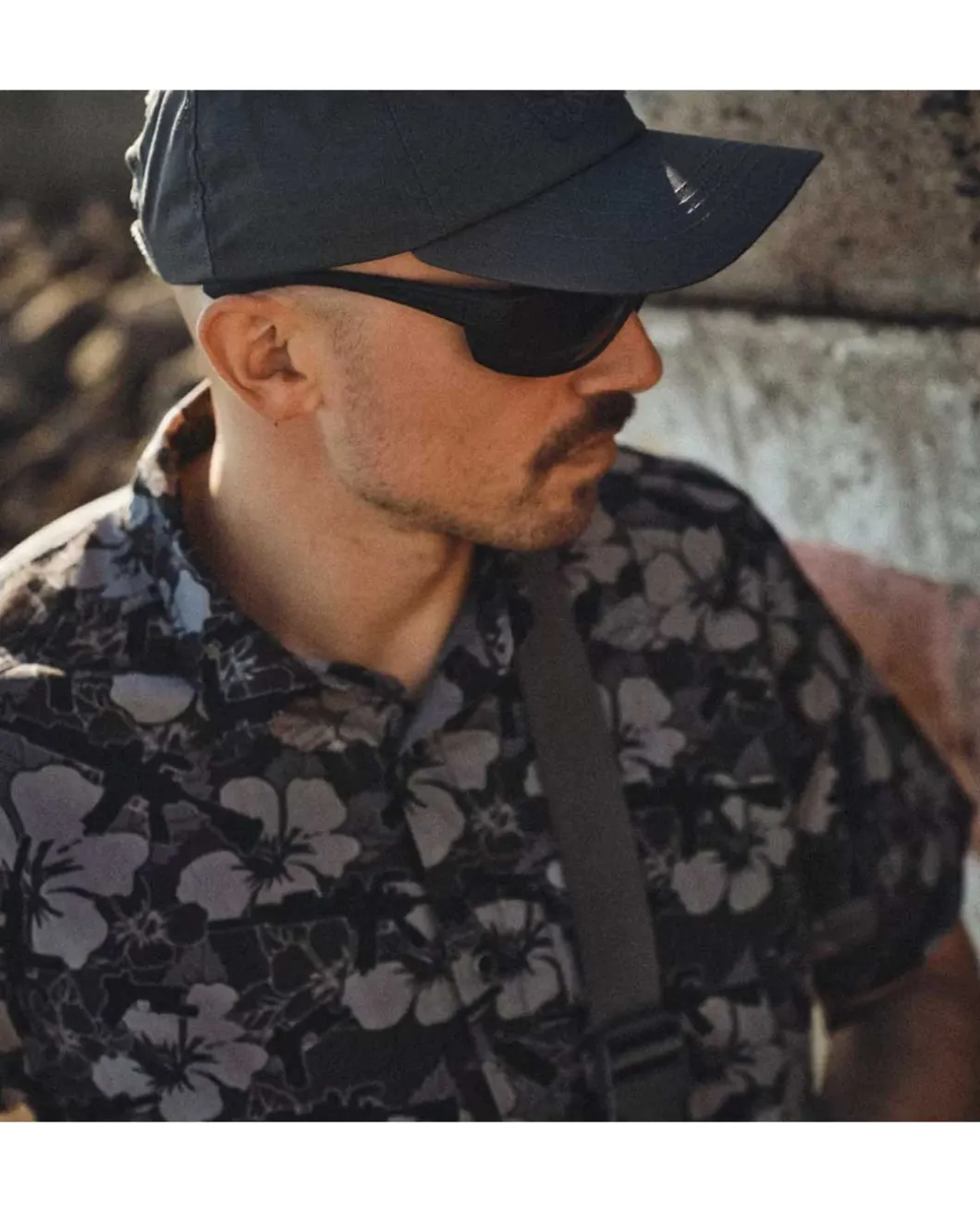 Hawaii Shirt Dark Ops