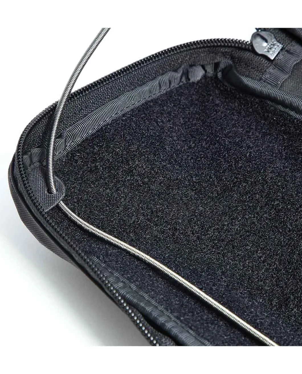 Leader Pouch Black Schwarz