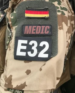 Medic Schriftzug Oliv