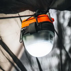 NOCTILIGHT Schutzetui mit Laternenmodus
