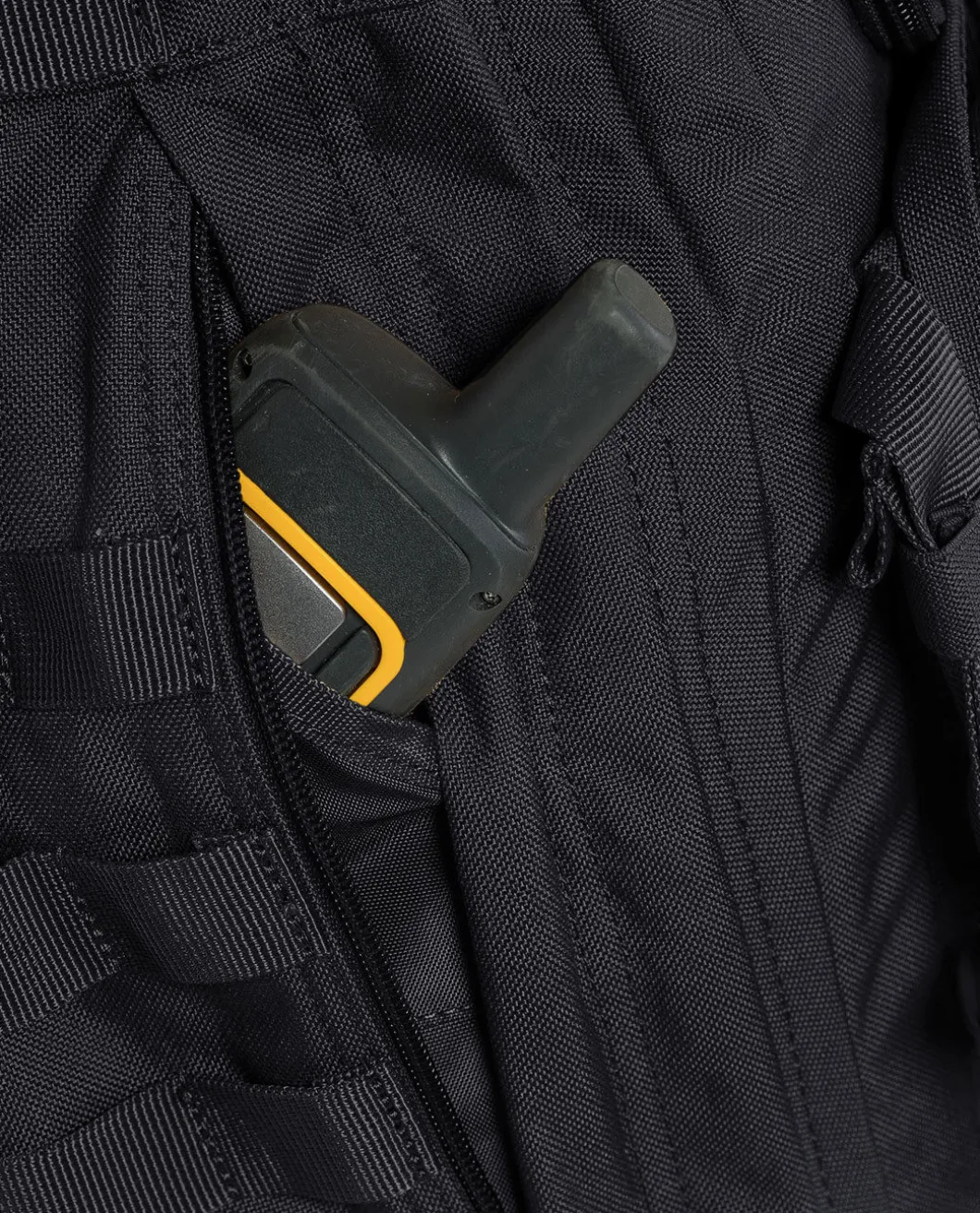 Rush 24 2.0 Black Schwarz