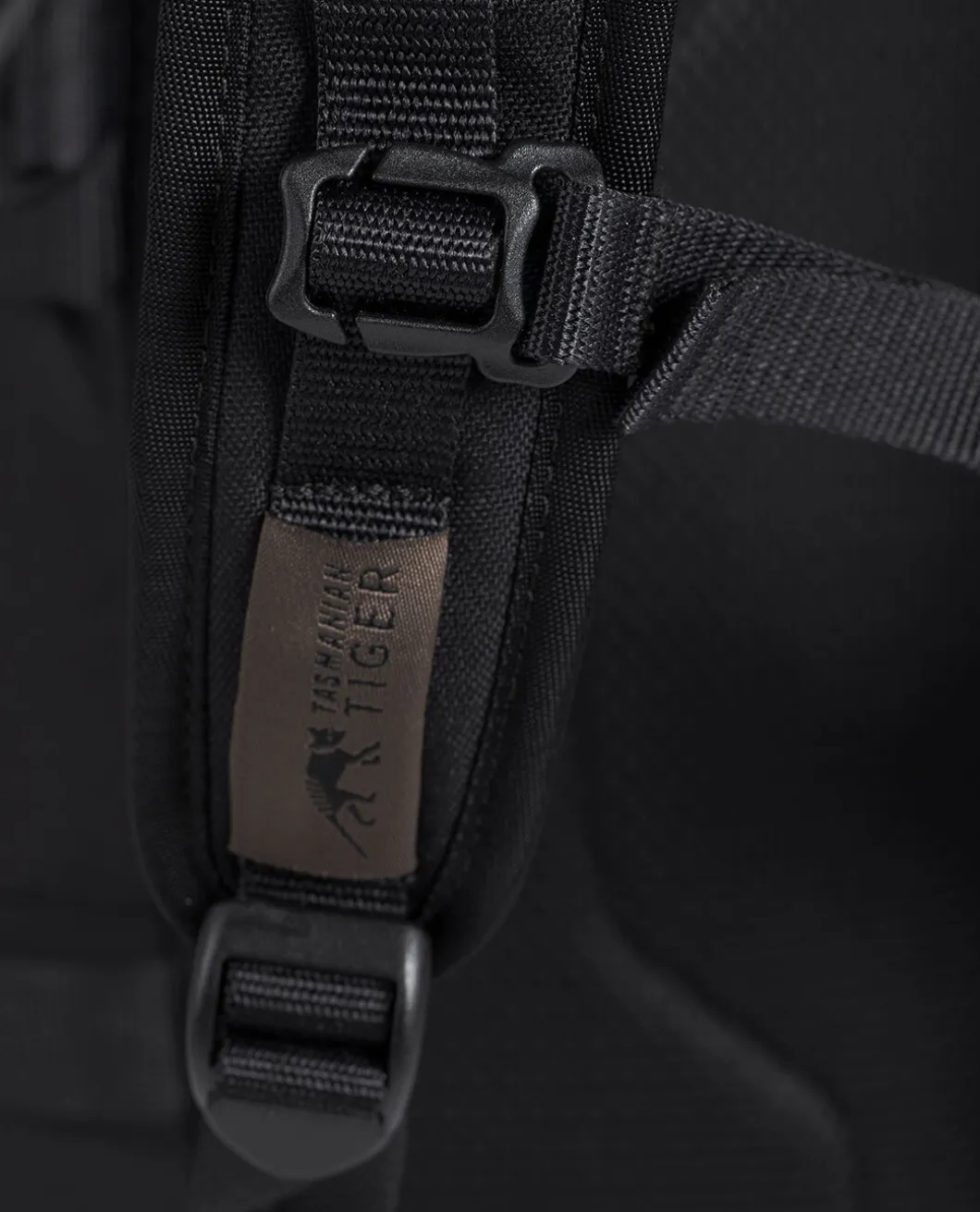 TT Essential Pack L MKII Schwarz