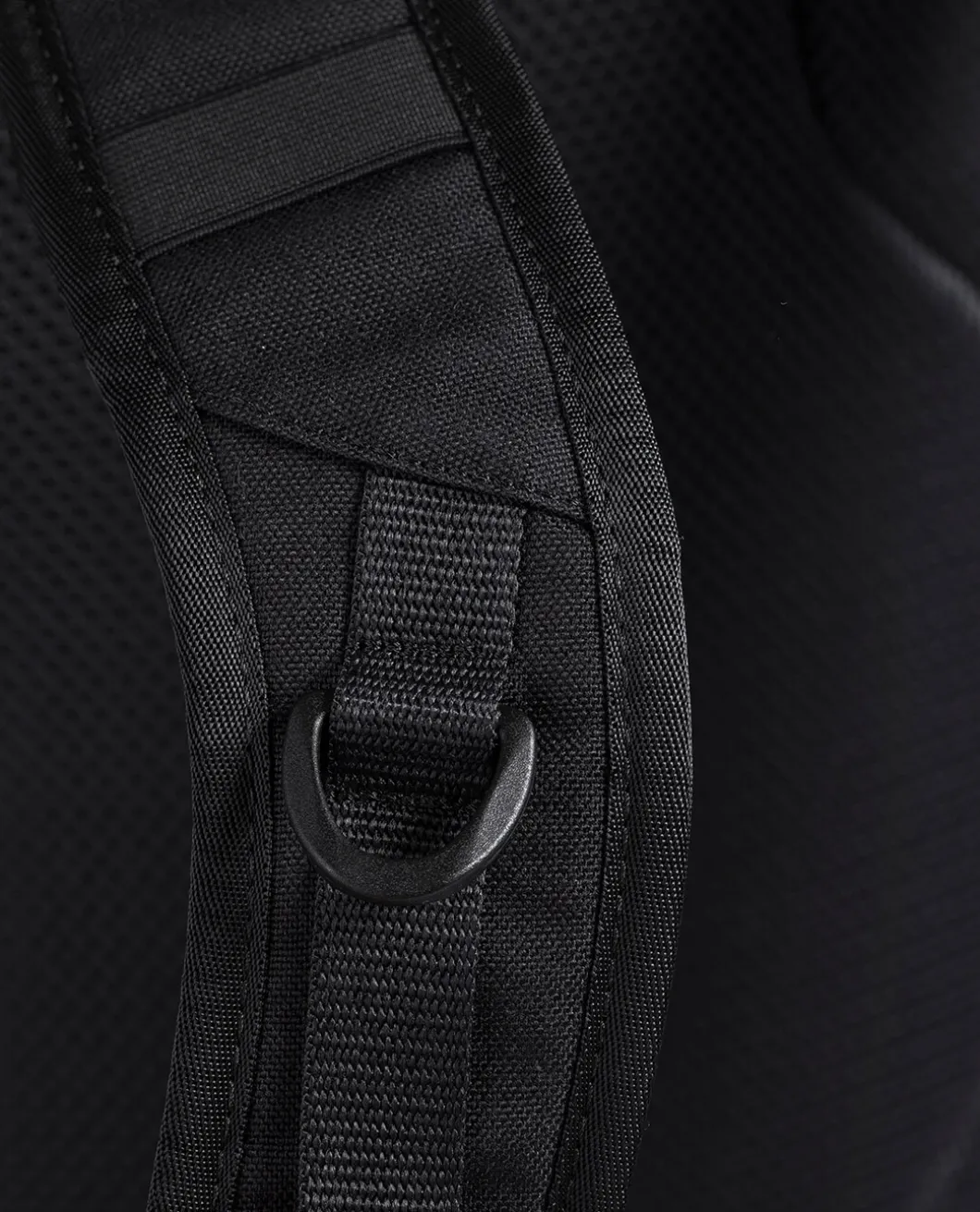 TT Essential Pack L MKII Schwarz
