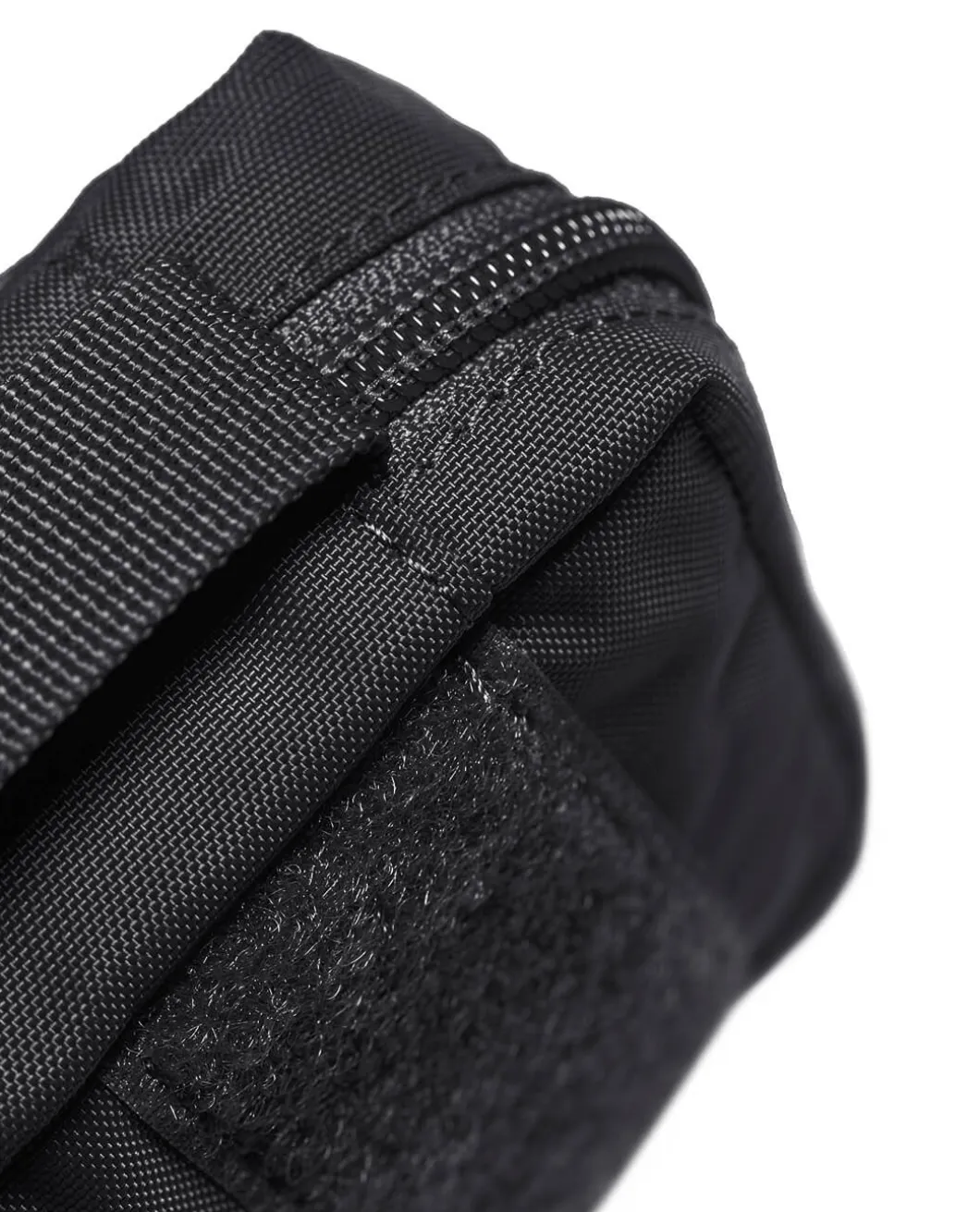 TT First Aid Basic Black Schwarz