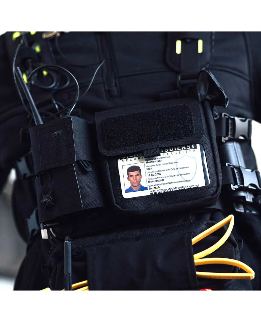 TT Security Pro Rig Black Schwarz