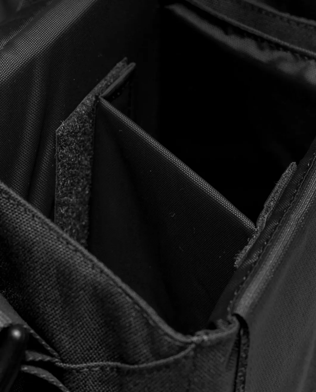 TT TacVec Container Black Schwarz