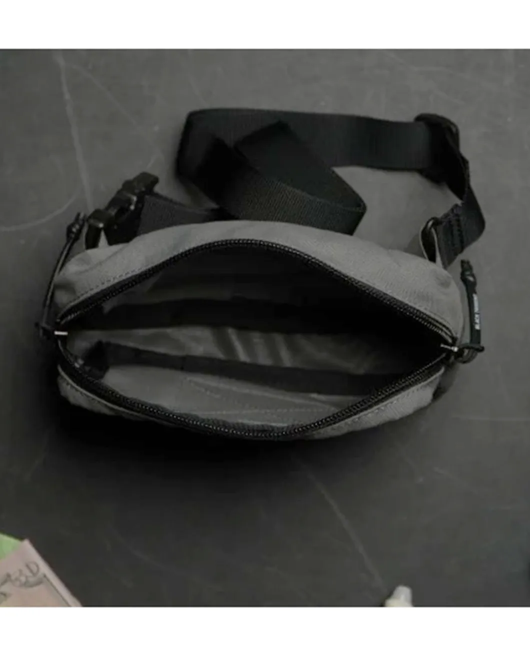 Urban Fanny Pack Black Schwarz